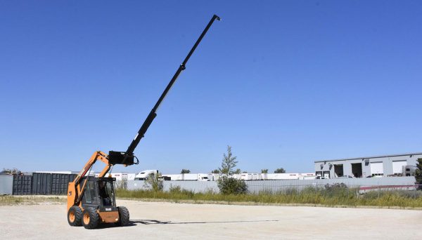 teleboom extension attachment for skid steers